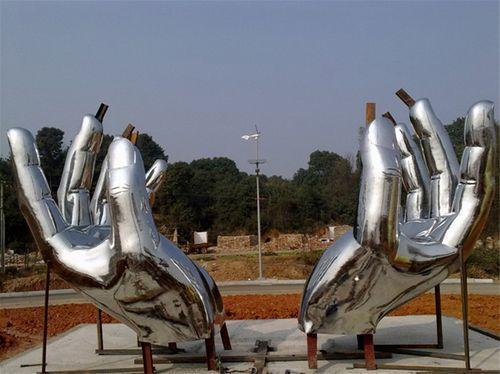 西安不锈钢雕塑.jpg