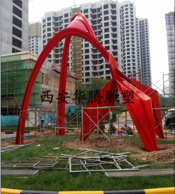 喷漆雕塑.jpg